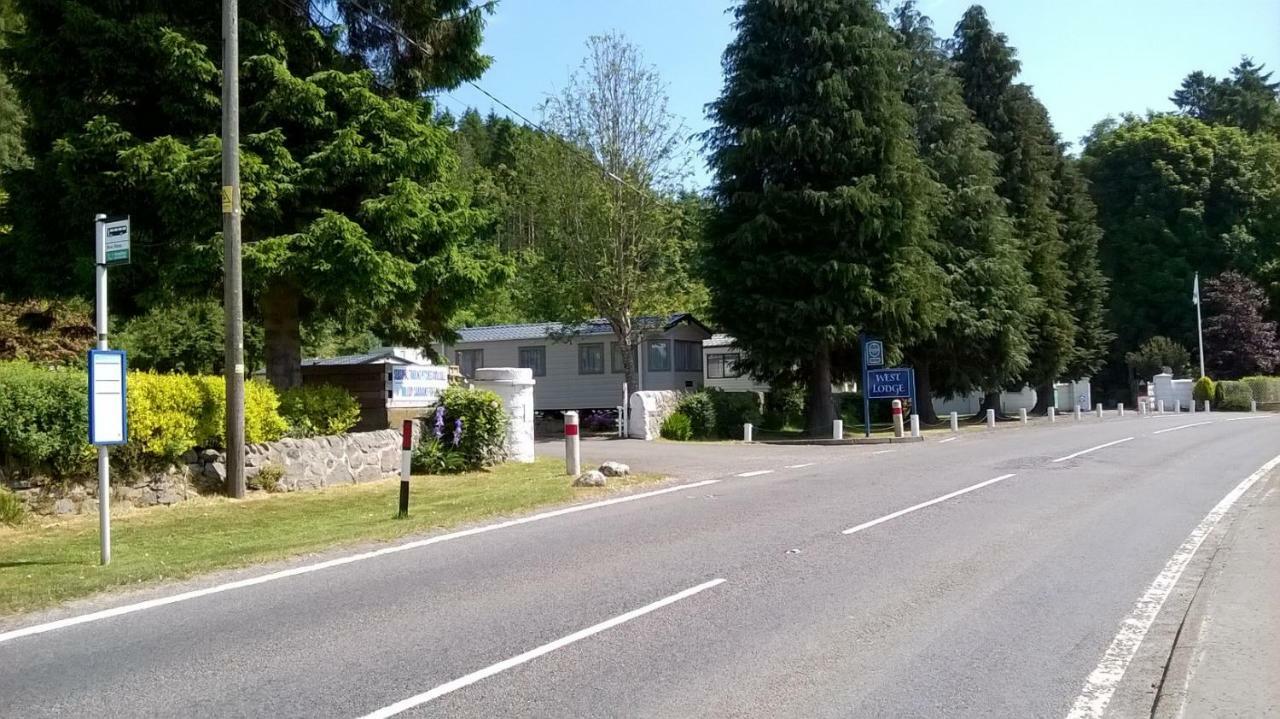 West Lodge Caravan Park Криф Экстерьер фото